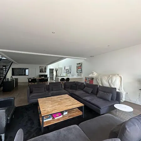 Villa La Conserverie, Espace Et Modernite Reims
